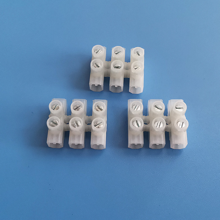 T04-3PIN接線端子8mm孔距銅芯端子臺VDE認證
