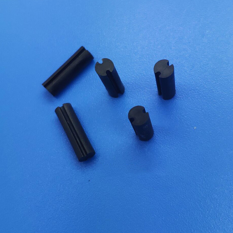 LED隔離柱雙槽4*14mm黑色發光二極管間隔柱
